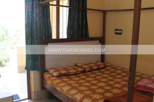 DBH04 - Double bed